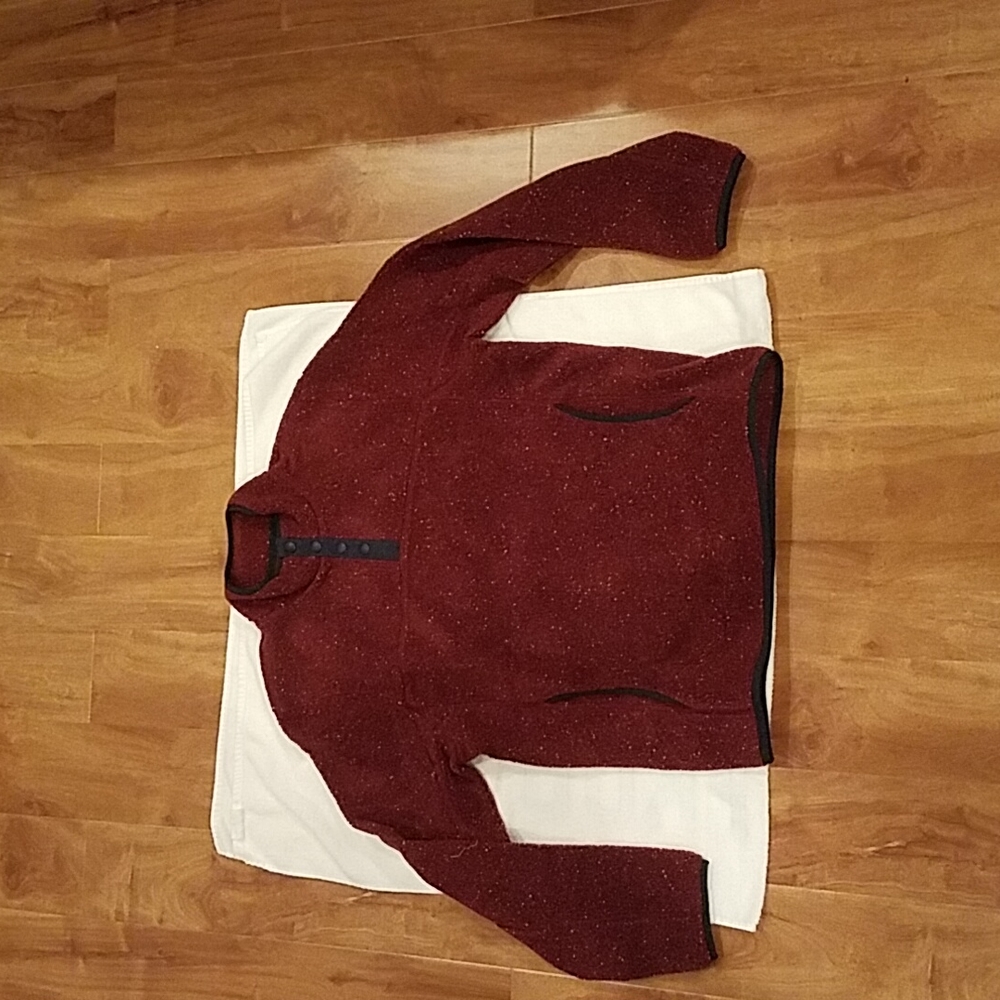 Pull over sweater.